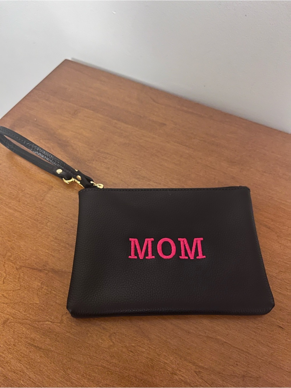 Roots Medium Leather wristlet